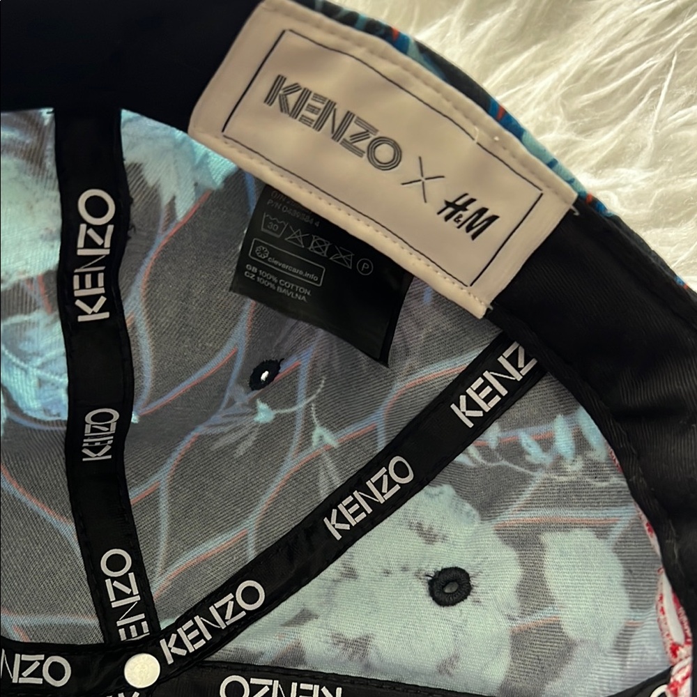 Kenzo Jungle Print Cap in Black and Blue - Picture 6 of 8